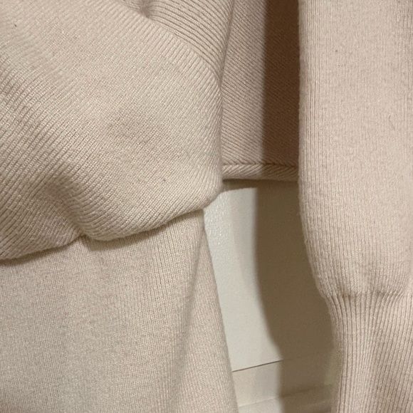 Gianni Bini Size Small Cream Long-Sleeve V-Neck Sweater Dress - Picture 6 of 8